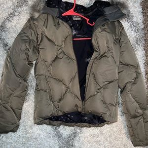 Salomon winter jacket size S